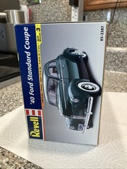 Revell ‘40 Ford Standard Coupe Stock Model Kit Sealed New kit number 85-2387