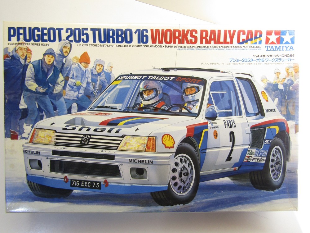 Tamiya 1:24 Scale Peugeot 205 Turbo 16 Works Rally Car model kit # 24054*1600