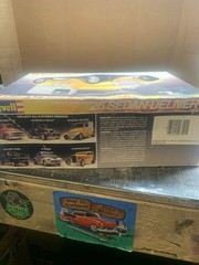 revell street demons ’26 ford sedan delivery model kit 1:25 unassembled 7391