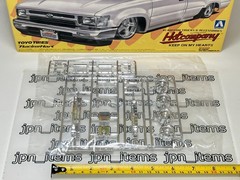 Aoshima 1/24 Kit TOYOTA 80 HILUX CUSTOM Ver.1 Hot Company Pick Up Unassembled