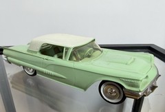 VINTAGE AMT 1958 FORD THUNDERBIRD GREEN DEALER PROMO MODEL TOY 1/25