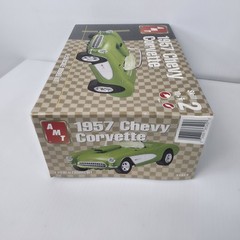 AMT 1957 ’57 Corvette Street Machine 1:25 Model Sealed 8213