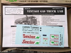 Atlantis White-Fruehauf Sinclair Gas Truck Model Kit H1402 Open Box Parts Built
