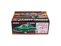 AMT 1556 1:25 1951 Chevrolet Custom Cruiser 3-in-1 Plastic Model Kit Hobby