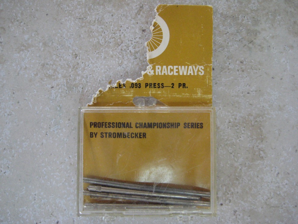 Vintage Early 1960’s Strombecker Axles .093 No. 8411 Press – 2 Pr.