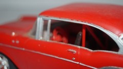 VINTAGE 1957 RED CHEVROLET CHEVY BELAIR PLASTIC MODEL CAR 1/25 SCALE