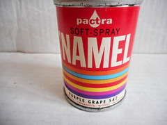 Vintage Pactra ‘Namel Purple Grape S42 Spray Paint Can Paper Label 1961 NOS