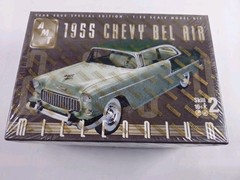 Vintage 2000 AMT 30266 1/25 Scale Special Edition Model Kit