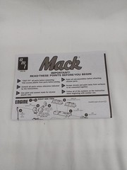AMT AMT1039 MACK R685ST Collectables 17+