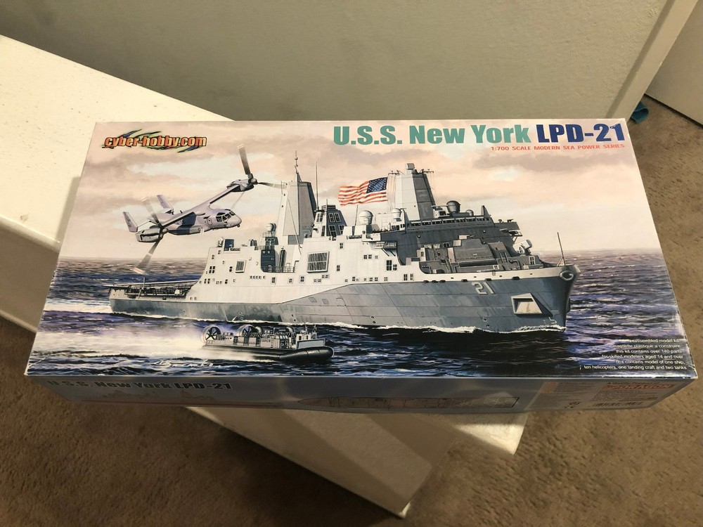 Cyberhobby USS New York LPD-21 1/700 Scale