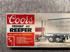 AMT COORS Fruehauf 40′ Reefer Trailer 1/25 Model Kit #5203 Original (UNBUILT)