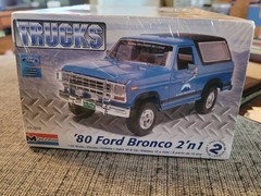Vintage Monogram Trucks ’80 Ford Bronco 2 n 1 Kit # 85-7214 Factory Sealed!