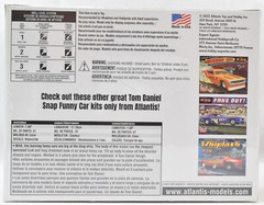 Atlantis “The Fiend” Tom Daniel Funny Car Dragster 1:32 Snap Model Kit M8278