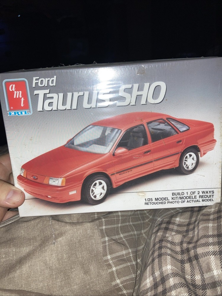 AMT ERTL FORD TAURUS SHO #6145 HTF RELEASED IN 1990 NEW factory sealed