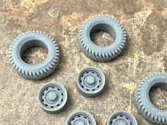 1/24 Scale: 18-Inch “Off-Road Chevy Truck Rally 2” Wheels W/ Mud Tires; Resin