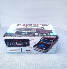 Moebius Models #1230 1:25 ’70 Ford F-100 Custom Cab 4×4 -Factory Sealed-NISB