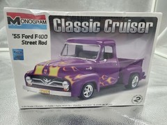 Monogram 1955 Ford F-100 Street Rod 1/24 Model Kit 85-0880 dented box see photos