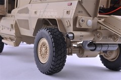 Trumpeter US MaxxPro MRAP 00815 1/16 Digital Remote Control Version Model Car