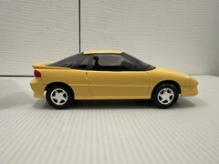 ERTL AMT 1992 CHEVROLET GEO STORM GSI Dealer Promo Model 1:25 YELLOW # 6083