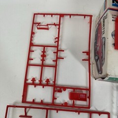 Monogram 1957 Corvette 1/25 Scale Model Kit 2227 Stock or Custom Vtg Car 1977