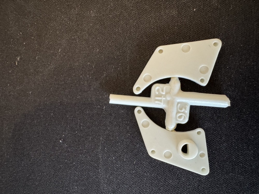 Revell H-1230 Triumph Custom Show Bike Parts Kit Bash Engine Mounting Plates