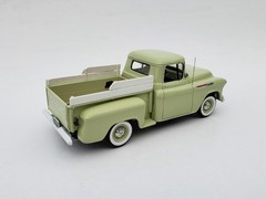 1957 Chevrolet 3100 Pickup Truck – Pro Built Vintage AAM Resin – 1/25