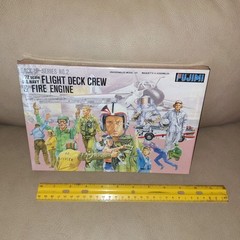 FUJIMI 35002 800 BACK-UP SERIES No.2 1/72 US NAVY FLIGHT DECK CREW & FIRE ENGINE
