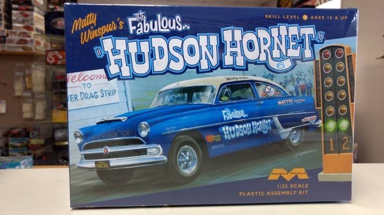 Moebius 1219 Matty Winspur’s Fabulous Hudson Hornet 1/25 model kit