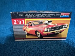 Monogram 1970 Dodge Challenger 1/24 Built Model + Box Partial Kit