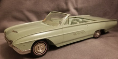 AMT 1963 Ford T-Bird Thunderbird Dealer Promo Pale Green Convertible 1/25 USA