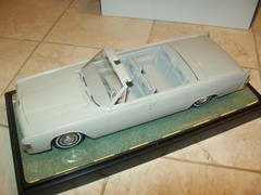 1965 Lincoln Continental Promo Style Model Car 1/25