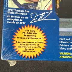 Revell Monogram 1/24 Jacques Villeneuve Williams Renault FW19 Limited Edition