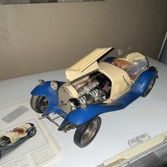 Pocher Alfa Romeo Spider Touring Gran Sport 1932 PreBuilt Model Car INCOMPLETE