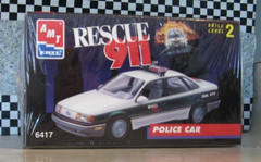 Ford Taurus Police Car Rescue 911 AMT/Ertl Kit 6417 Factory Sealed 1:25 scale