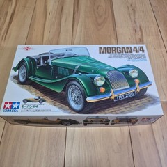 TAMIYA 1/24 scale MORGAN 4/4 plastic model kit from Japan.