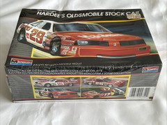 Monogram Cale Yarborough’s Hardee’s Oldsmobile Stock Model Kit 1:24 sealed