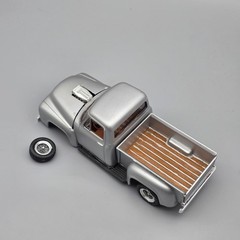 1956 Ford F-100 1/25 Built Model Truck Parts Diorama Display Broken Wheel