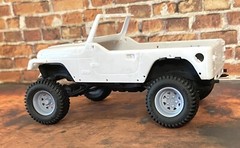 1/24 Scale: 18-Inch “Steel Wagon Wheels” W/ Mud Tires; Jeep, Resin 1/25