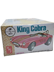 AMT 1/25 SCALE RETRO DELUXE ” SHELBY KING COBRA ” SMALL DENT ON COVER AMT793/12