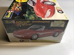 Revell Snaptite Wheels of Fire RED 2003 FORD THUNDERBIRD 1/25 SEALED MODEL KIT