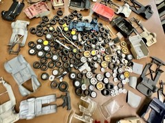 VINTAGE JUNKYARD LOT MODEL CAR TIRES WHEELS RAT ROD CAR PARTS PROJECT REPAIR