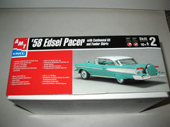 NEW AMT 1958 EDSEL PACER WITH CONTINENTAL KIT & FENDER SKIRTS 1/25TH KIT #30033