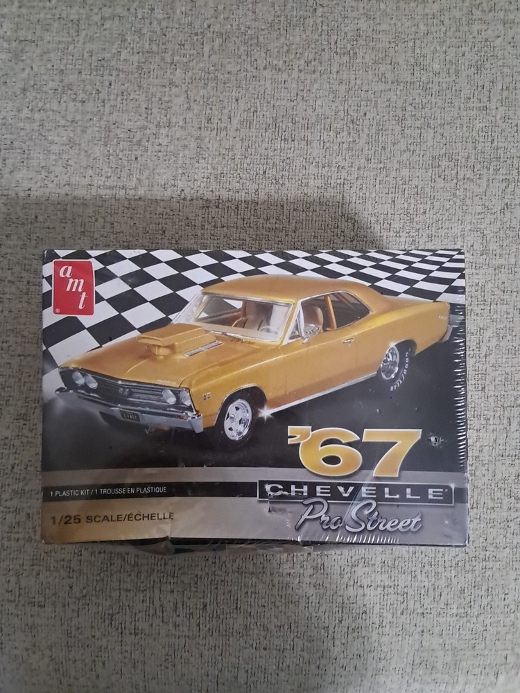 AMT 1967 67 Chevy Chevelle Pro Street 1/25 Model Kit New Sealed 2021 See Photos