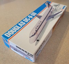 Vintage EMPTY BOX + DECALS! Airfix USA Douglas DC-9-30 Kit in 1/24 – 1970s Issue