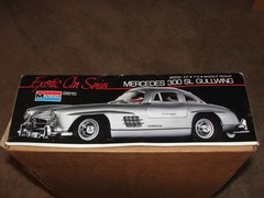 1990 Monogram Exotic Car Series 1954 Mercedes 300 SL GULLWING Partially Built.