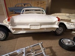JoHan 1/25 1962 Chrysler 300 Hardtop molded in WHITE USA Oldies Needs Finishing