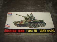ESCI 8047 Model kit Russian Tank T34/76 1943 Factory sealed Vintage 1/72 Scale