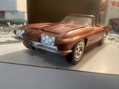 VTG AMT 1963 Chevrolet Corvette Conv Model Kit Built # 06-913-149 W/ Box