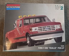 Monogram Ford F-350 Duallie Pickup Truck Model Kit 1/24 Scale 1991 Complete/Open
