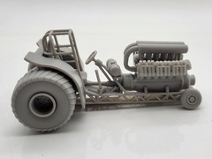 Mini V12 Pulling Tractor 1/25 Scale Resin Model Kit